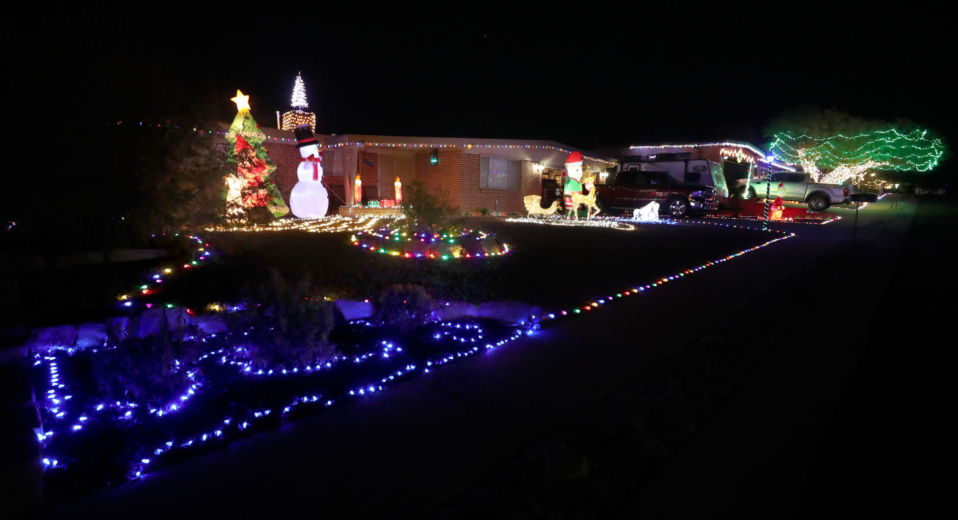 Christmas lights at homes in Tucson, 2020
